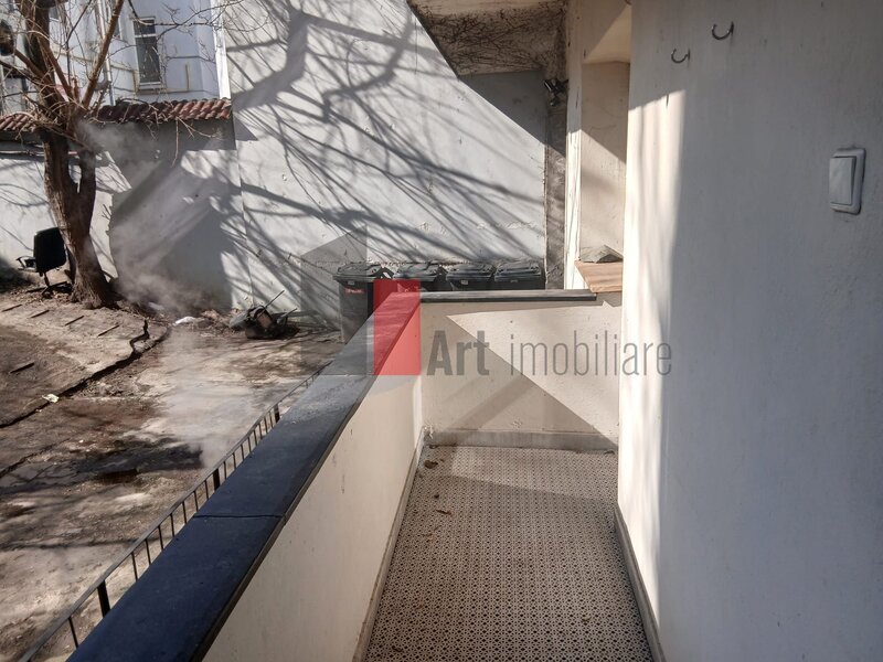 Universitate, Parcul Cismigiu, 3 camere